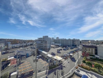 �Z�˂���̒��]�ʐ^�@-