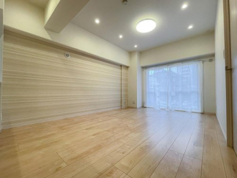 ���r���O�@-