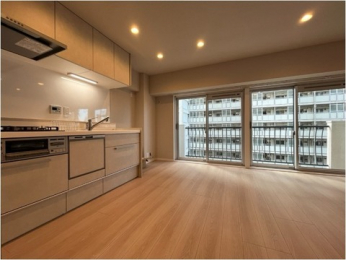 ���r���O�@-