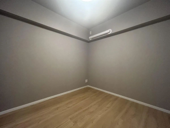 m@-