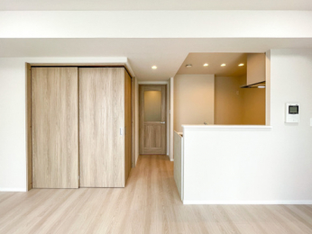 ���r���O�@-