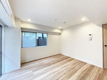 ���r���O�@-