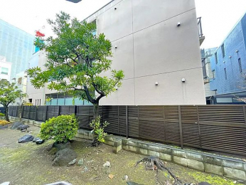 �Z�˂���̒��]�ʐ^�@-