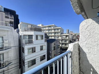 �Z�˂���̒��]�ʐ^�@-