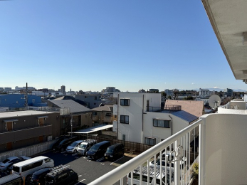 �Z�˂���̒��]�ʐ^�@-