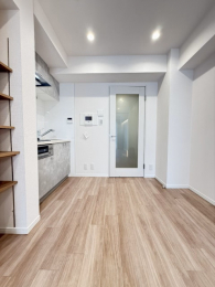 ���r���O�@-