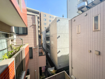 �Z�˂���̒��]�ʐ^�@-