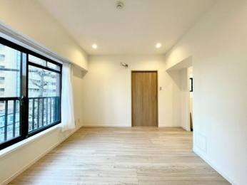 ���r���O�@-