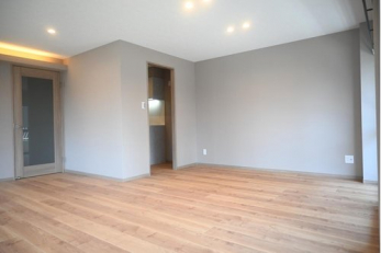 ���r���O�@-