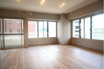 ���r���O�@-