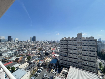 �Z�˂���̒��]�ʐ^�@-