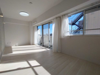 ���r���O�@-