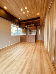 ���r���O�@-