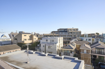 �Z�˂���̒��]�ʐ^�@-