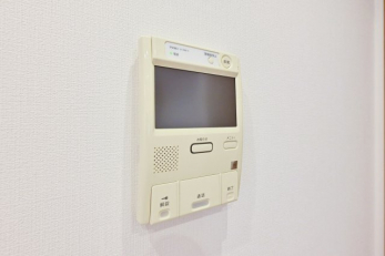 ̑ρ@TVj^[tC^[tH