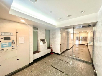 �G���g�����X�@��z�{�b�N�X�E�I�[�g���b�N