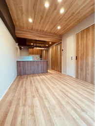 ���r���O�@-