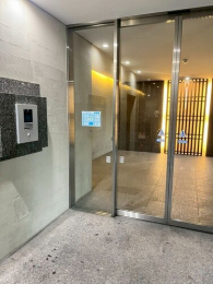 �G���g�����X�@�I�[�g���b�N