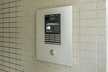 �G���g�����X�@�I�[�g���b�N