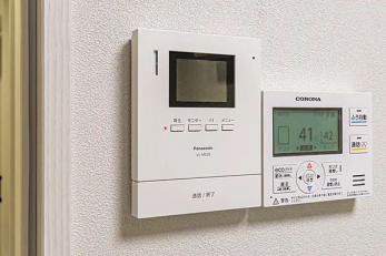 ���̑����ρ@TV���j�^�[�t�C���^�[�t�H��