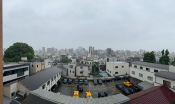 �Z�˂���̒��]�ʐ^�@-