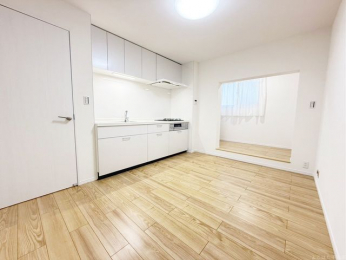 ���r���O�ȊO�̋����@�_�C�j���O���[��