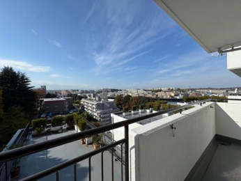 �Z�˂���̒��]�ʐ^�@-