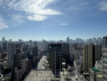 �Z�˂���̒��]�ʐ^�@-