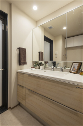 ���ʑ�E���ʏ��@-