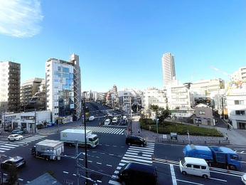 �Z�˂���̒��]�ʐ^�@-