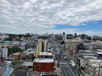 �Z�˂���̒��]�ʐ^�@-