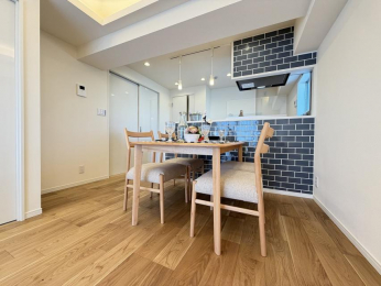 ���r���O�@-