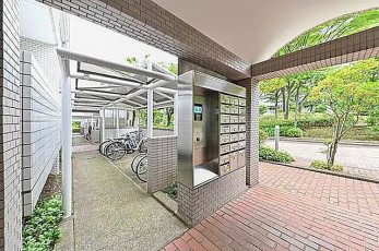 �G���g�����X�@�I�[�g���b�N