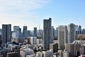 �Z�˂���̒��]�ʐ^�@-