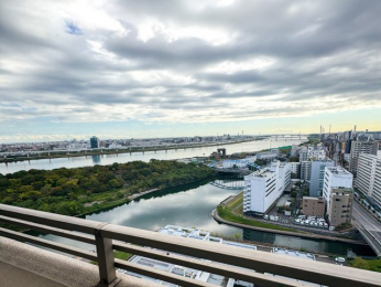 �Z�˂���̒��]�ʐ^�@-