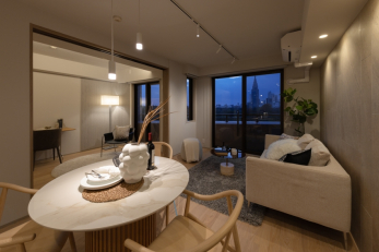 ���r���O�@-