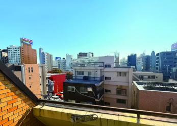 �Z�˂���̒��]�ʐ^�@-