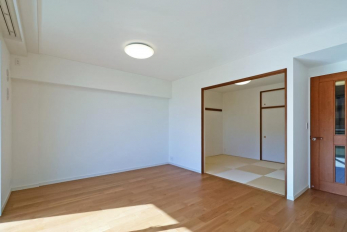 ���r���O�@-