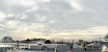 �Z�˂���̒��]�ʐ^�@-