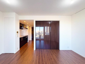 ���r���O�@-