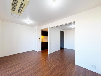 ���r���O�@-