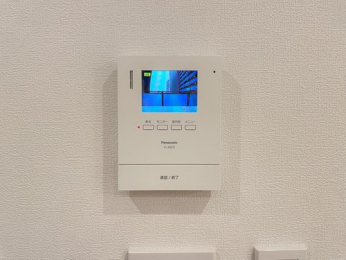 ���̑����ρ@TV���j�^�[�t�C���^�[�t�H��