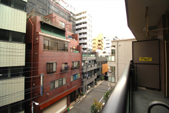 �Z�˂���̒��]�ʐ^�@-