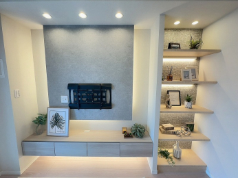 ���r���O�@-