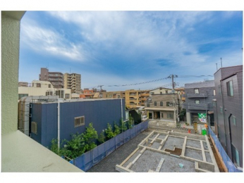 �Z�˂���̒��]�ʐ^�@-