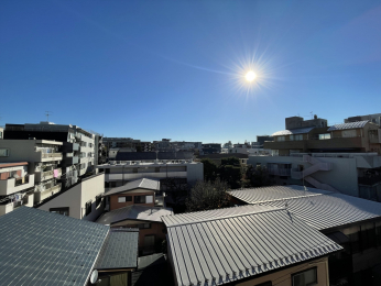 �Z�˂���̒��]�ʐ^�@-