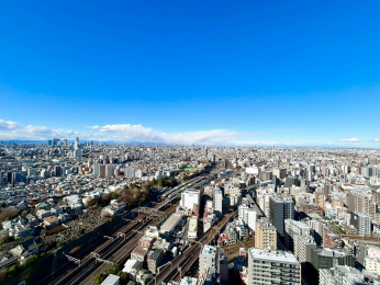 �Z�˂���̒��]�ʐ^�@-