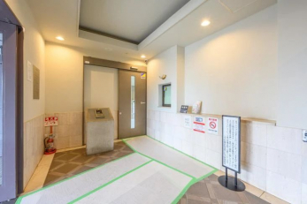 �G���g�����X�@�I�[�g���b�N