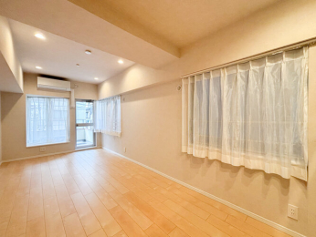 ���r���O�@-