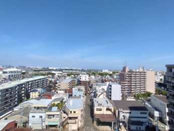 �Z�˂���̒��]�ʐ^�@-